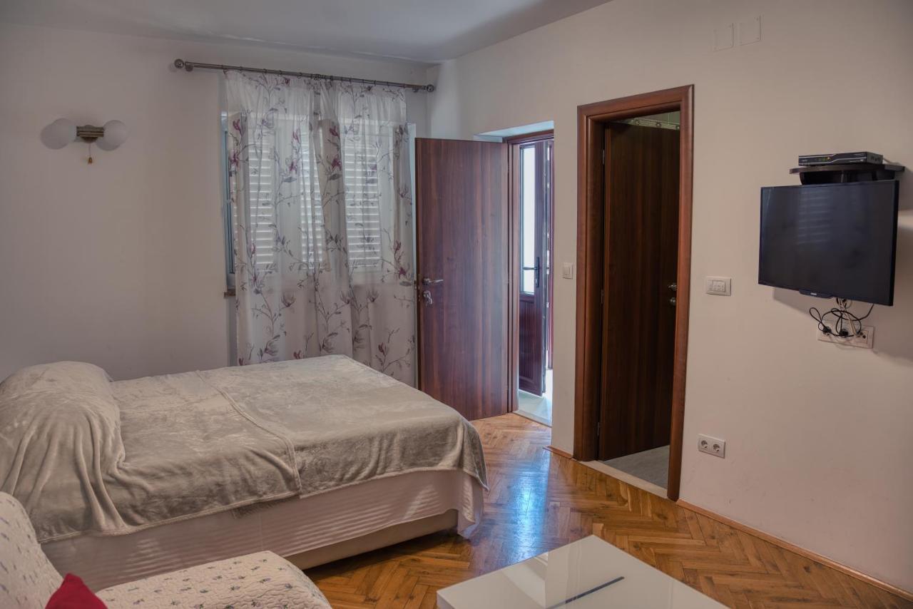 Guesthouse Victoria II Ντουμπρόβνικ Εξωτερικό φωτογραφία